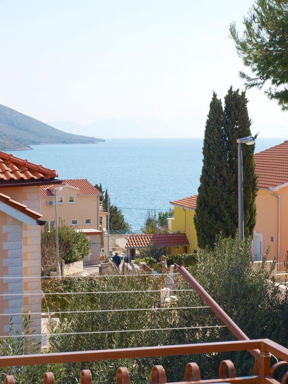 Apartments Mirja - 100M From The Beach & Parking Trogir Zewnętrze zdjęcie