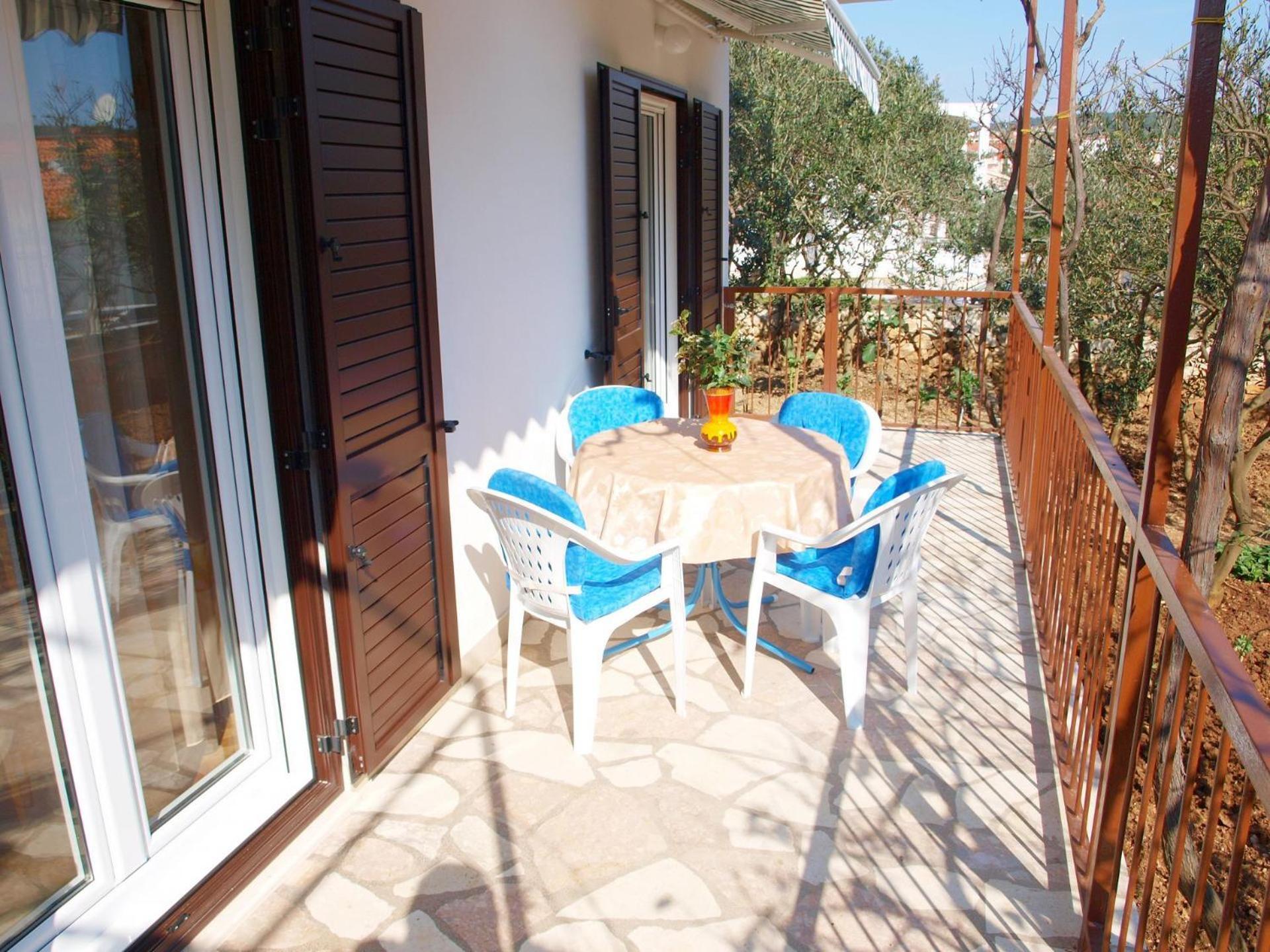 Apartments Mirja - 100M From The Beach & Parking Trogir Zewnętrze zdjęcie